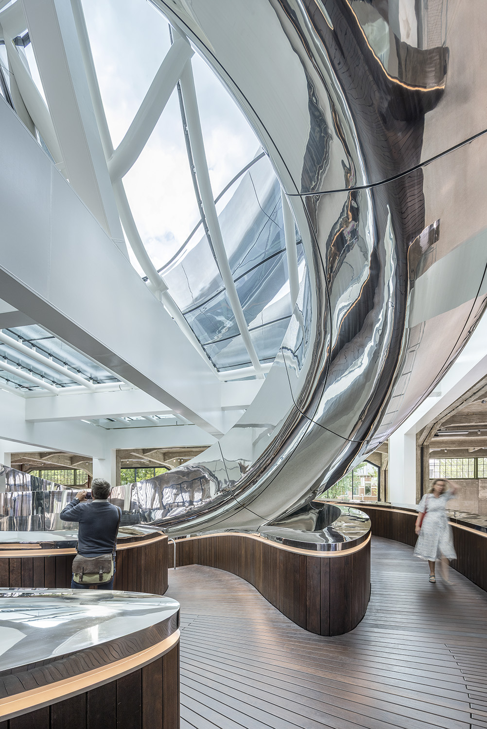 Museumsarchitektur Treppenaufgang -Museum Fenix Rotterdam